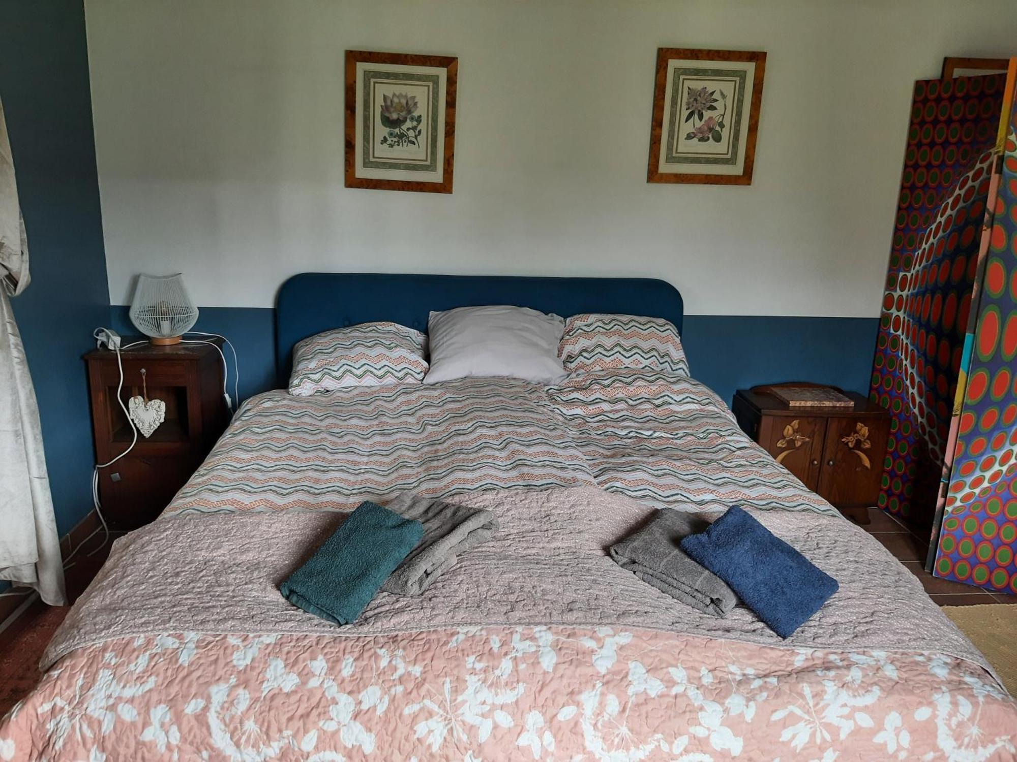 Neret Notre Village Papillon Bed&Breakfast المظهر الخارجي الصورة
