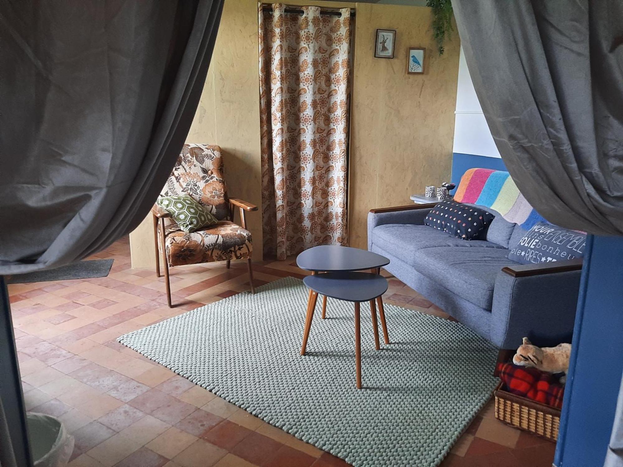 Neret Notre Village Papillon Bed&Breakfast المظهر الخارجي الصورة